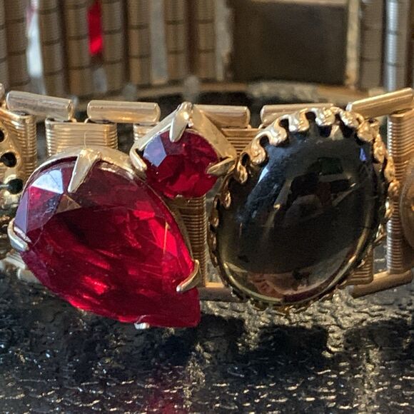 VTG Ruby Red & Smoky Gray Glass Cabochon Link Bracelet Gold Tone Art Deco Style - Picture 6 of 15